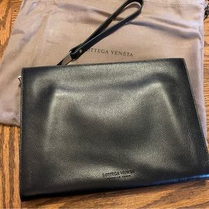 Bottega Veneta Black Leather Wristlet